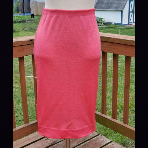 Small / Medium 70s/80s Pink Sears Knit Top & Skirt Set - Picture 3 of 5
